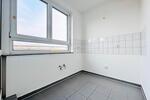 Dachgeschoßwohnung Schwerin - 3 Zimmer, 80 m&sup2;, 715&euro; | Angebot:26235413