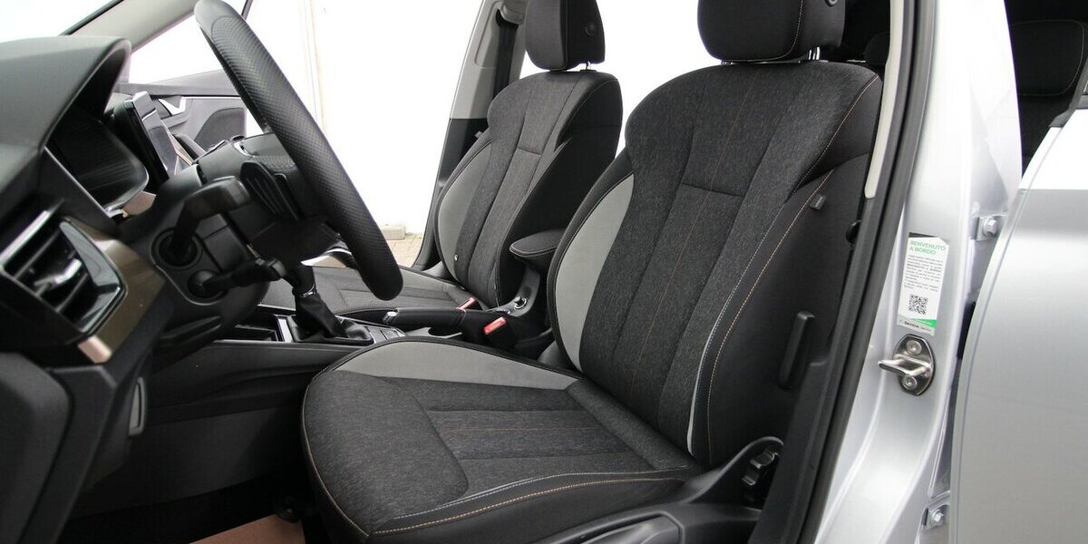 Skoda Kamiq TSI OPF DSG Style Plus NAVI+LED+ACC+ALU17 24.236 km 20.900 &euro; Hagenow 19230