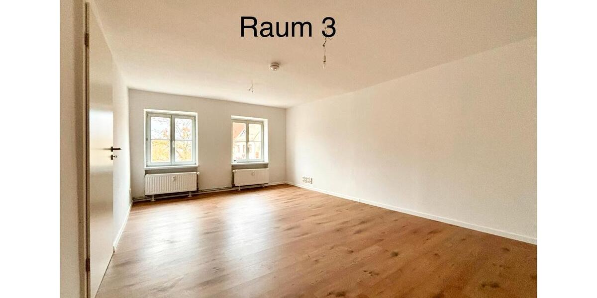 3 Raumwohnung, 93 m2, neue EBK, neues Bad 3 zimmer