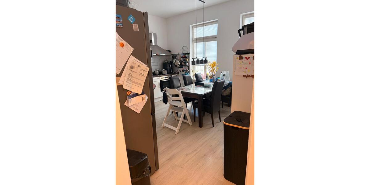 Etagenwohnung Schwerin Altstadt - 4 Zimmer, 106 m&sup2;, 1.000&euro; | Angebot:26637150