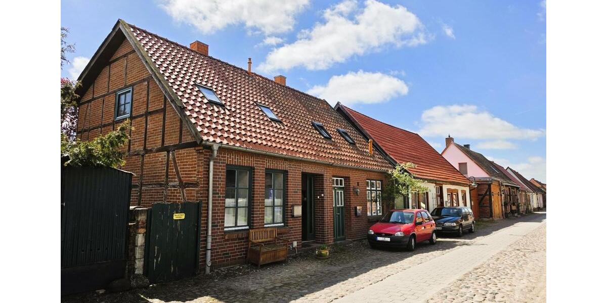 Reihenhaus Wittenburg - 2 Zimmer, 80 m&sup2;, 688&euro; | Angebot:26348644