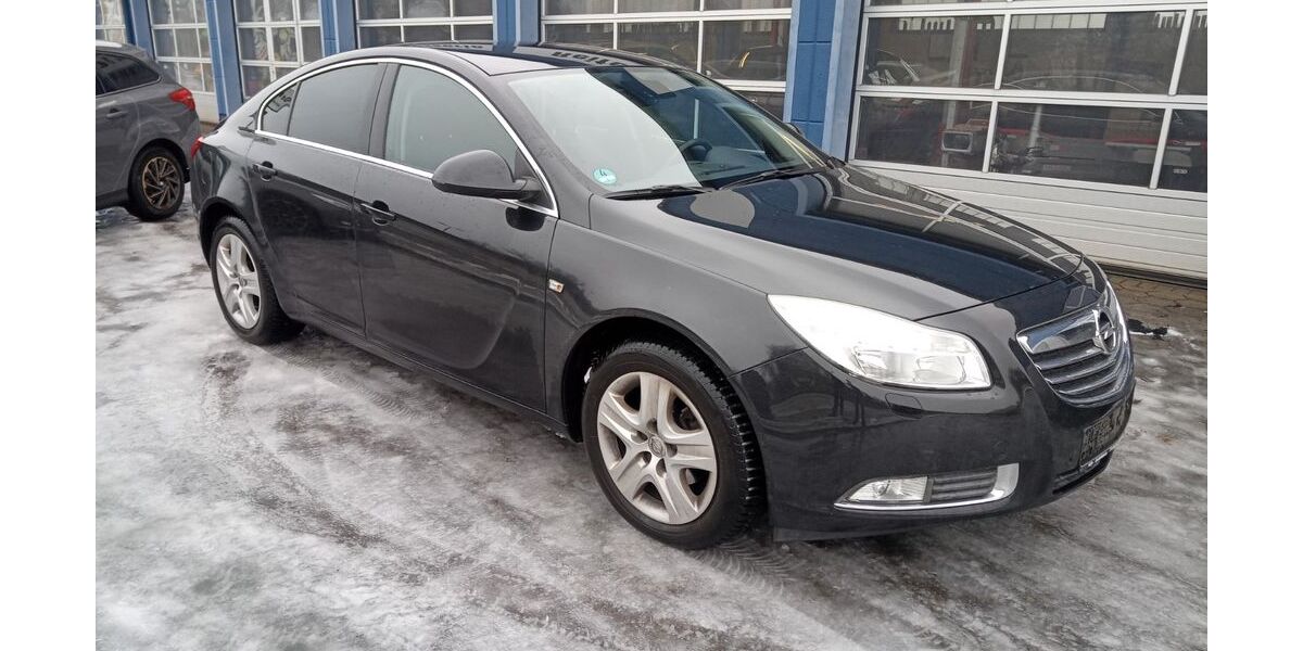 Opel Insignia 198.000 km 6.950 &euro; Schwerin 19061
