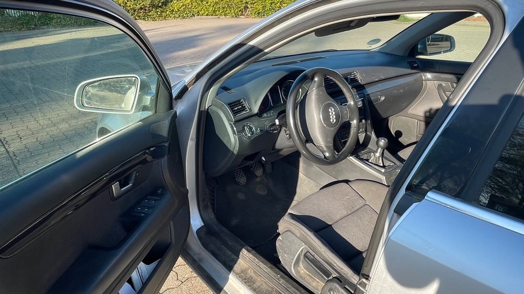 Audi A4 414.400 km 599 &euro; Schwerin 19055