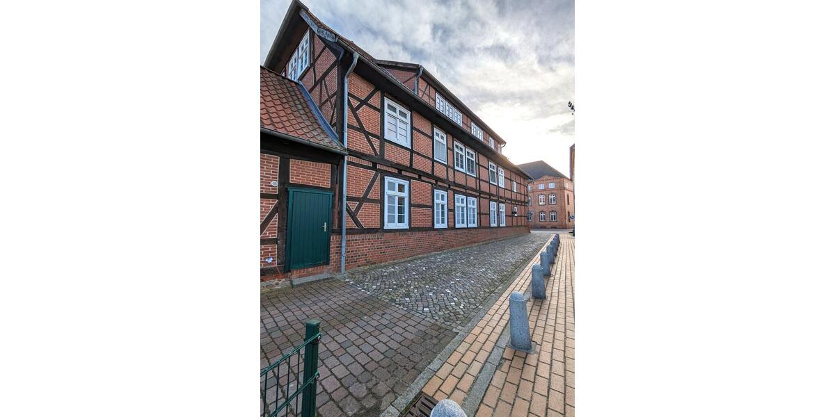 Etagenwohnung Hagenow - 3 Zimmer, 86 m&sup2;, 605&euro; | Angebot:25267696