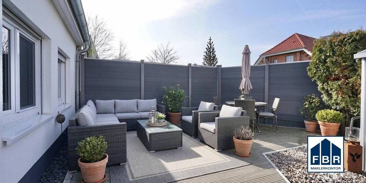 Mehrfamilienhaus, Wohnhaus Schwerin Wickendorf - 2 Zimmer, 65 m&sup2;, 125.000&euro; | Angebot:26018477