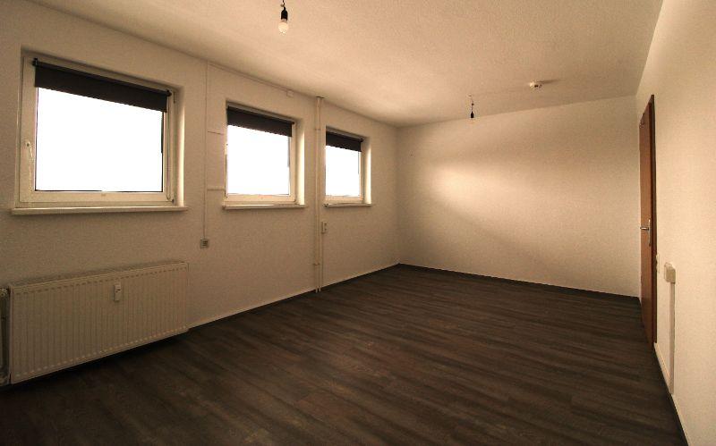 Etagenwohnung Schwerin Gartenstadt - 3 Zimmer, 98 m&sup2;, 678&euro; | Angebot:25900458