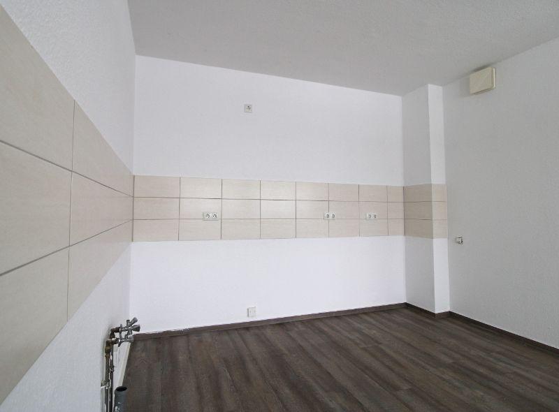 Etagenwohnung Schwerin Gartenstadt - 3 Zimmer, 98 m&sup2;, 678&euro; | Angebot:25900458