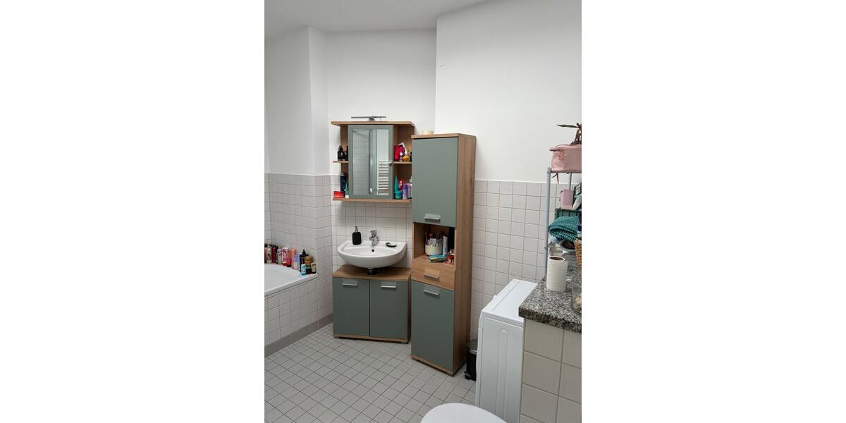 Dachgeschoßwohnung Schwerin - 3 Zimmer, 77 m&sup2;, 920&euro; | Angebot:26638598