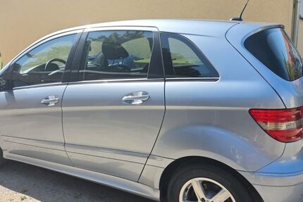Mercedes-Benz B 170 180.000 km 4.500 &euro; Bad Kleinen 23996