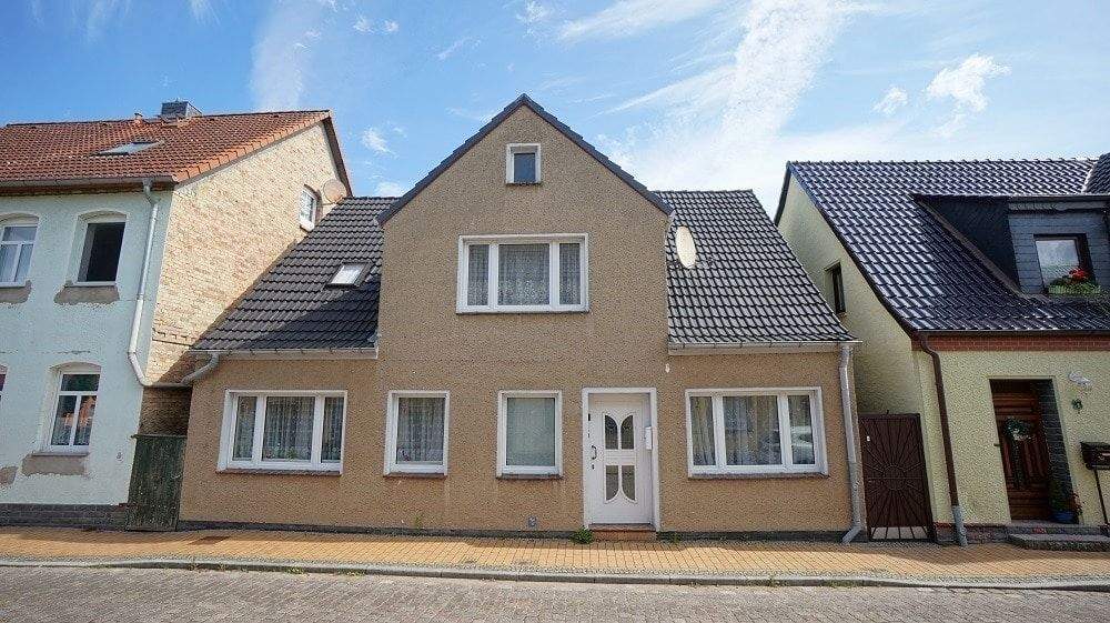 Einfamilienhaus Warin - 7 Zimmer, 147 m&sup2;, 199.000&euro; | Angebot:25670244