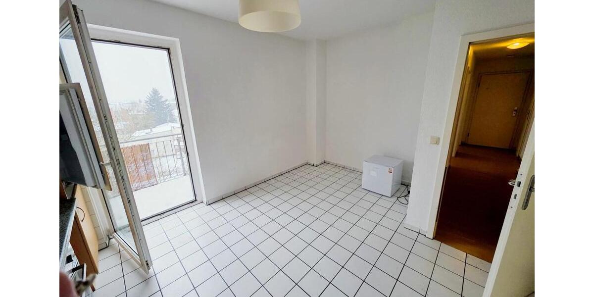 Dachgeschoßwohnung Schwerin - 3 Zimmer, 67 m&sup2;, 668&euro; | Angebot:24846507
