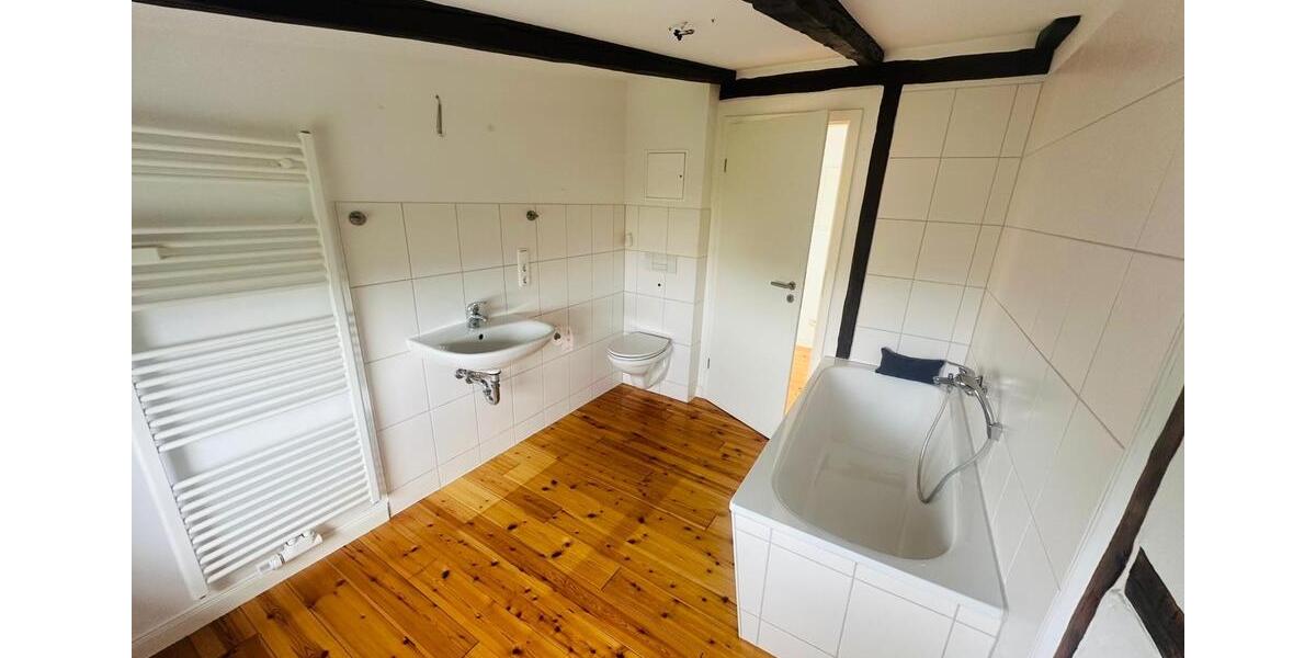 Dachgeschosswohnung SN Lewenberg 2 zimmer