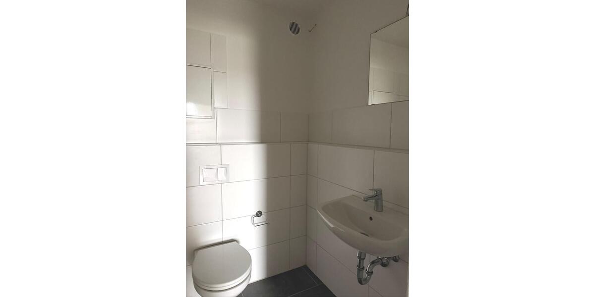 Helle 3-Zimmer-Wohnung mit Balkon in Schwerin 3 zimmer