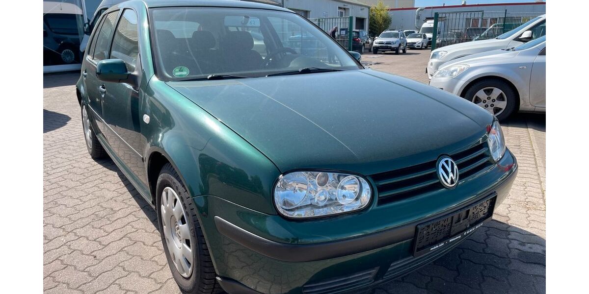 VW Golf 165.339 km 2.799 &euro; Wittenburg 19243