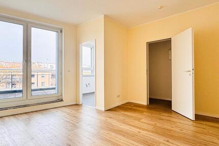 Wohnung Schwerin - 3 Zimmer, 80 m&sup2;, 715&euro; | Angebot:26235413
