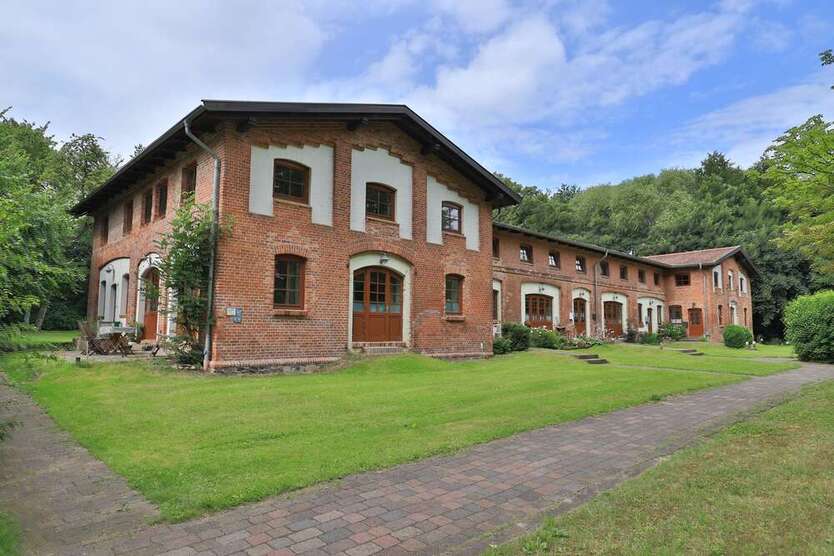 Wohnung zum Mieten in Rüting 734,78 € 111.33 m² 4 zimmer