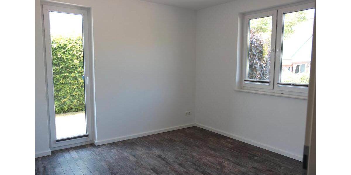 Bungalow Schwerin Gartenstadt - 4 Zimmer, 100 m&sup2;, 1.490&euro; | Angebot:26416797