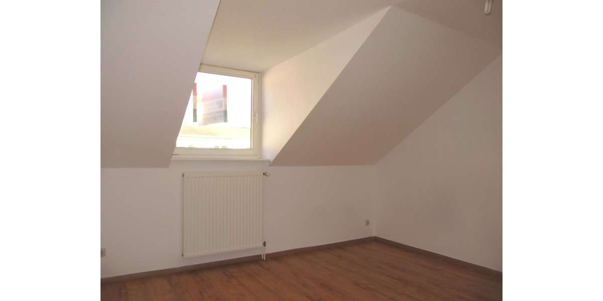 Etagenwohnung Schwerin - 2 Zimmer, 42 m&sup2;, 350&euro; | Angebot:26754599