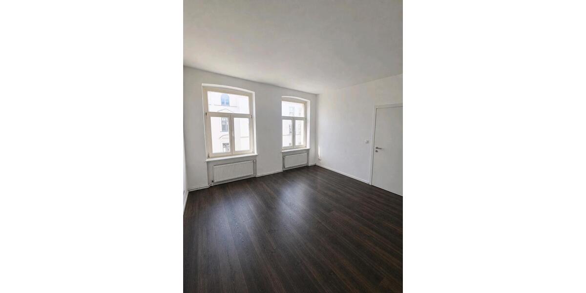 Etagenwohnung Schwerin - 4 Zimmer, 93 m&sup2;, 1.050&euro; | Angebot:26416830