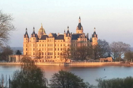 Wohnung zum Kaufen in Schwerin 79.000 € 30 m² 1 zimmer