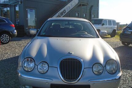 Jaguar S-Type 135.000 km 3.799 &euro; Wildau 15745