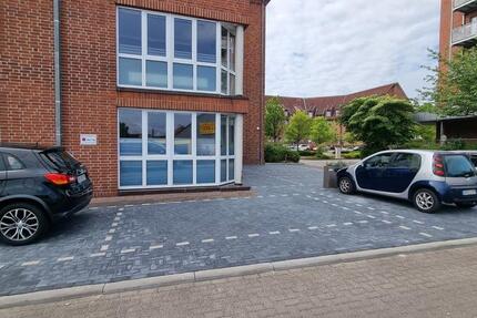 Garagen / Stellplätze Schwerin Neumühle - 40&euro; | Angebot:23733413