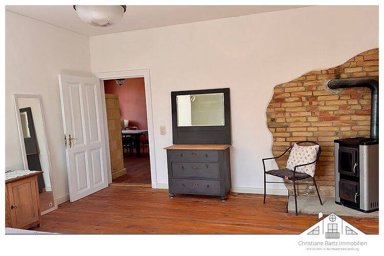 Einfamilienhaus Warin - 7 Zimmer, 200 m&sup2;, 199.750&euro; | Angebot:25660949