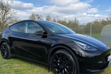 Tesla Model Y 50.317 km 30.900 &euro; Schwerin 19055