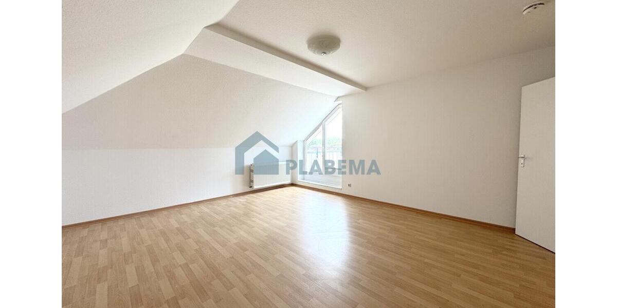 Dachgeschoßwohnung Schwerin Friedrichsthal - 2 Zimmer, 84 m&sup2;, 1.044&euro; | Angebot:26652109