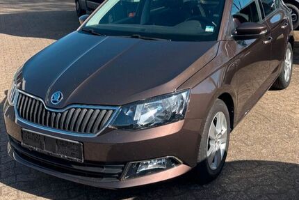 Skoda Fabia 68.250 km 11.450 &euro; Hagenow 19230