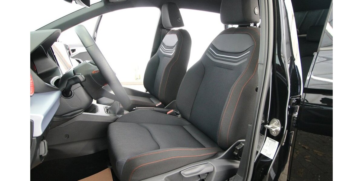 Seat Ibiza TSI OPF FR Sport NAVI+LED+WINTER-PAKET+ALU 16.977 km 18.590 &euro; Hagenow 19230