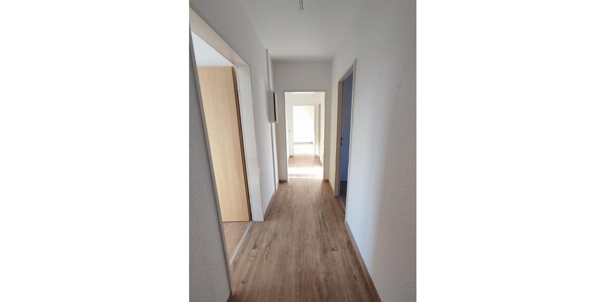 Etagenwohnung Hagenow - 4 Zimmer, 95 m&sup2;, 580&euro; | Angebot:22157257