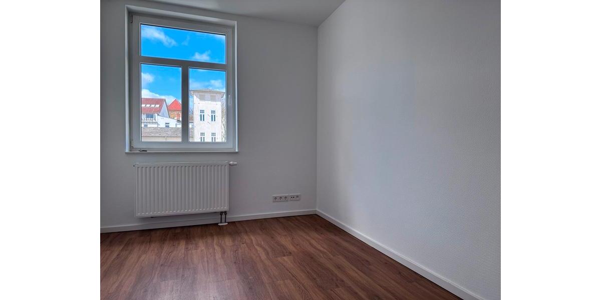 Dachgeschoßwohnung Schwerin - 3 Zimmer, 97 m&sup2;, 970&euro; | Angebot:25962486