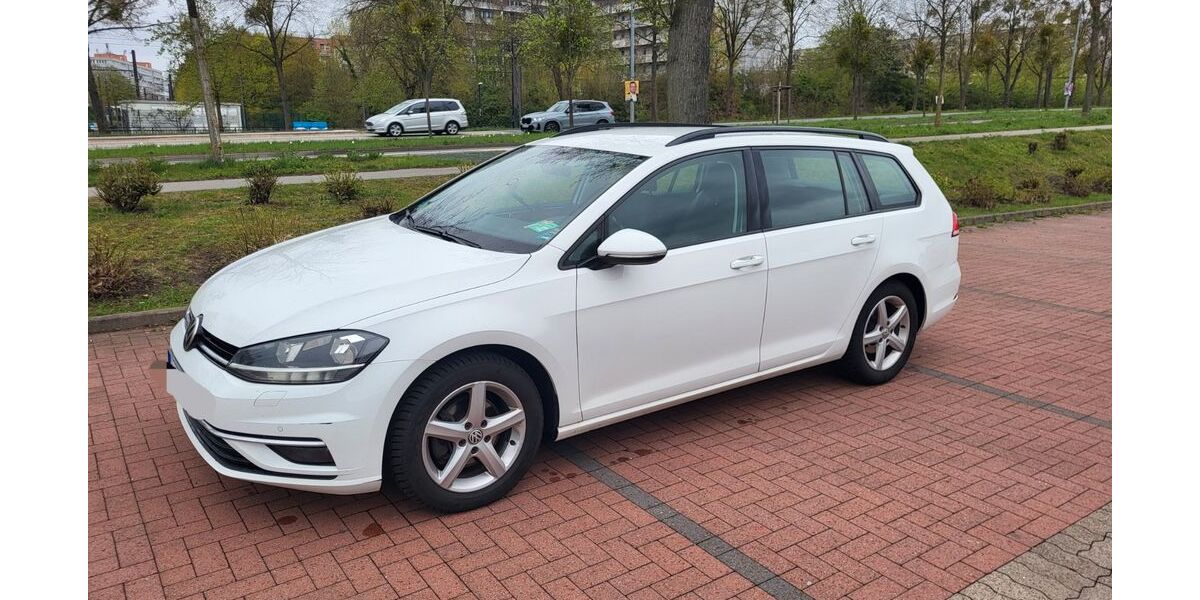 VW Golf 220.000 km 7.900 &euro; Schwerin 19053