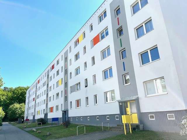 Etagenwohnung Schwerin Mueßer Holz - 2 Zimmer, 47 m&sup2;, 285&euro; | Angebot:25525811