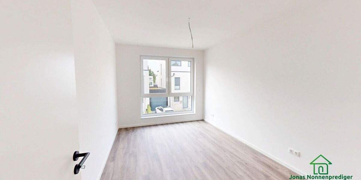 Reihenmittelhaus Schwerin Krebsförden - 4 Zimmer, 104 m&sup2;, 470.000&euro; | Angebot:24755285