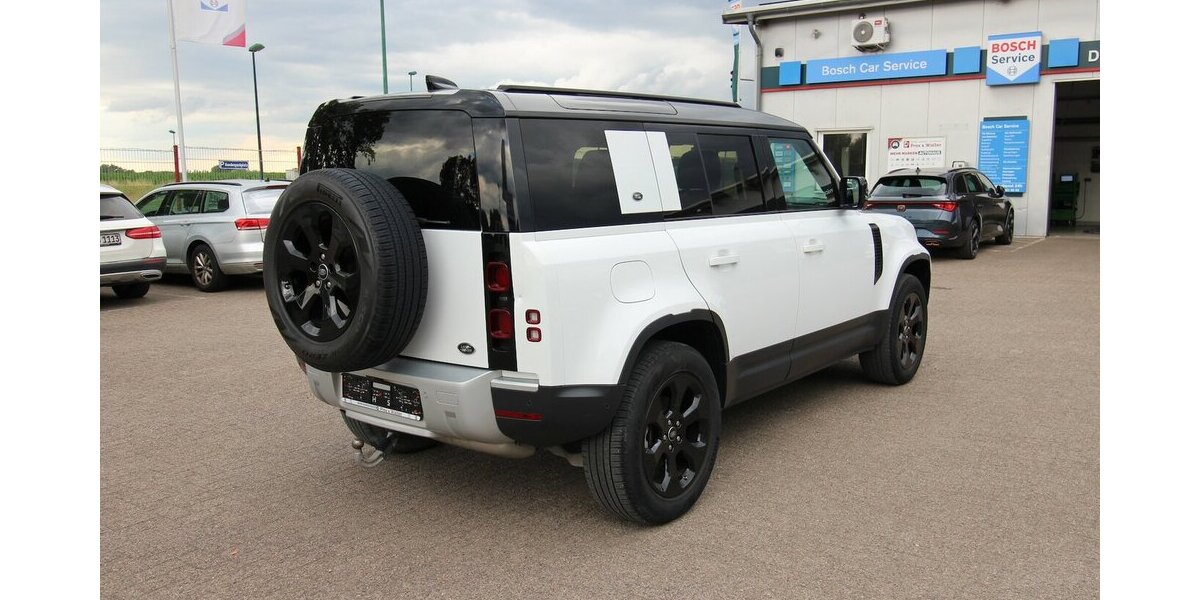 Land Rover Defender D240 2.0 SE AWD LED+AHK+PANO+MEMORY+ACC 72.263 km 43.911 &euro; Hagenow 19230