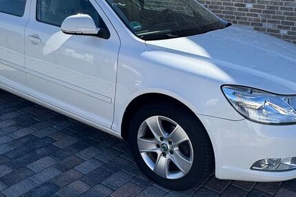 Skoda Octavia 149.000 km 5.490 &euro; Dobin am See 19067