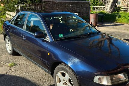 Audi A4 300.000 km 3.200 &euro; Wismar 23966