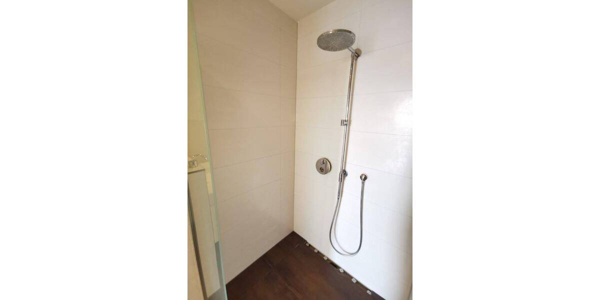 Etagenwohnung Schwerin Werdervorstadt - 3 Zimmer, 104 m&sup2;, 600.000&euro; | Angebot:26276361