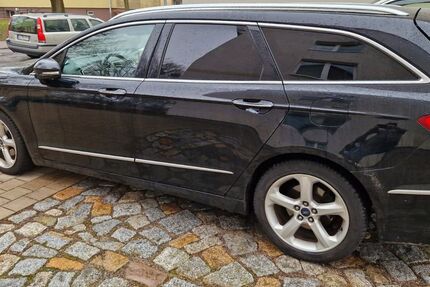 Ford Mondeo 124.600 km 12.000 &euro; Schwerin 19059