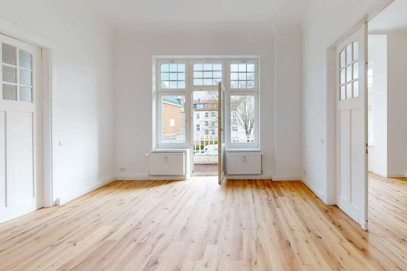 Wohnung zum Mieten in Schwerin 1.570 € 155 m²