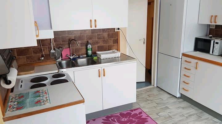 Erdgeschoßwohnung Sternberg - 3 Zimmer, 80 m&sup2;, 350&euro; | Angebot:26480316