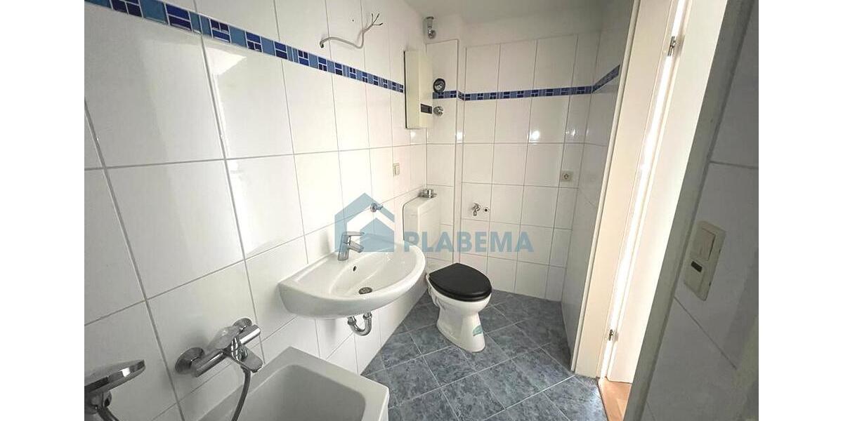 Dachgeschoßwohnung Schwerin - 3.5 Zimmer, 95 m&sup2;, 1.353&euro; | Angebot:26649637