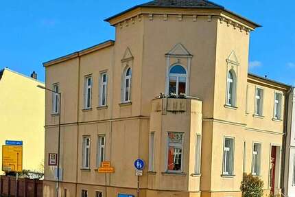 Haus zum Kaufen in Schwerin 829.000 € 375 m² 12 zimmer