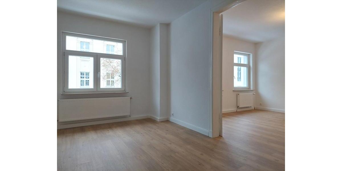 Etagenwohnung Schwerin - 4 Zimmer, 104 m&sup2;, 1.300&euro; | Angebot:25796796