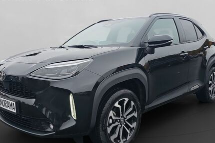 Toyota Yaris 12.200 km 26.990 &euro; Schönefeld OT Großziethen 12529