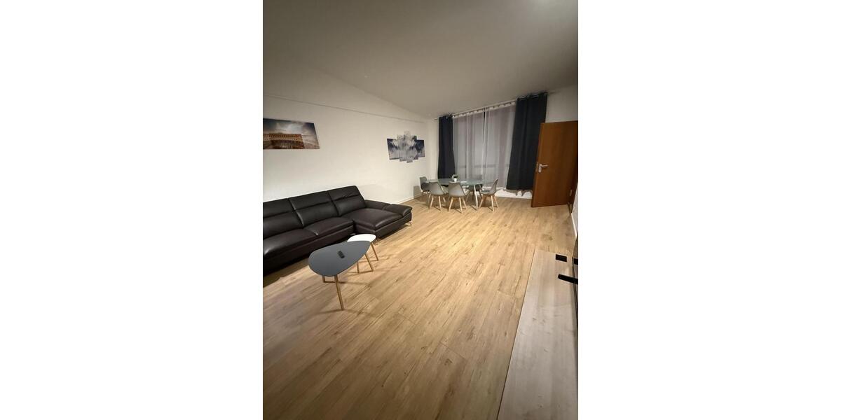 Etagenwohnung Schwerin Gartenstadt - 3 Zimmer, 78 m&sup2;, 825&euro; | Angebot:26057842