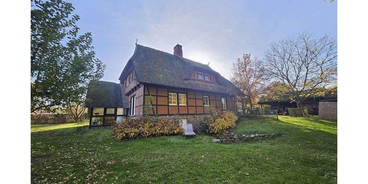 Einfamilienhaus Dobin am See Liessow - 8 Zimmer, 285 m&sup2;, 999.000&euro; | Angebot:25718929