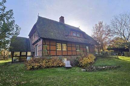 Haus Dobin am See Liessow - 8 Zimmer, 285 m&sup2;, 999.000&euro; | Angebot:25718929